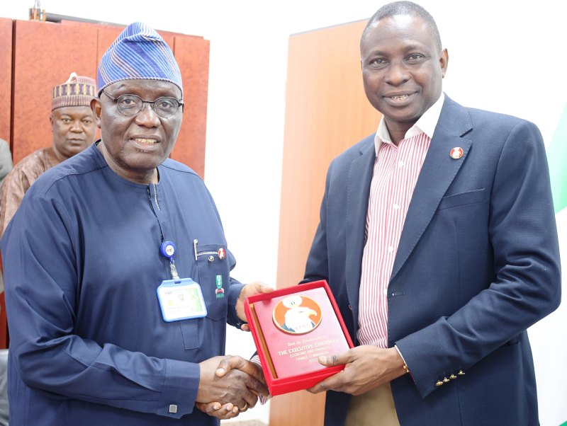 Professor Olufemi Peters, NOUN Vice Chancellor (left) and Mr Ola OLukoyede, EFCC Chairman (right) during the visit.