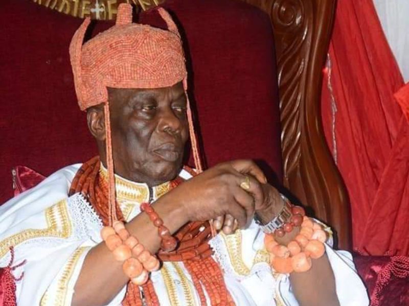  HRM Major General Felix Mujkperuo (rtd), the Orhue 1 and the Orodje of Okpe Kingdom.
