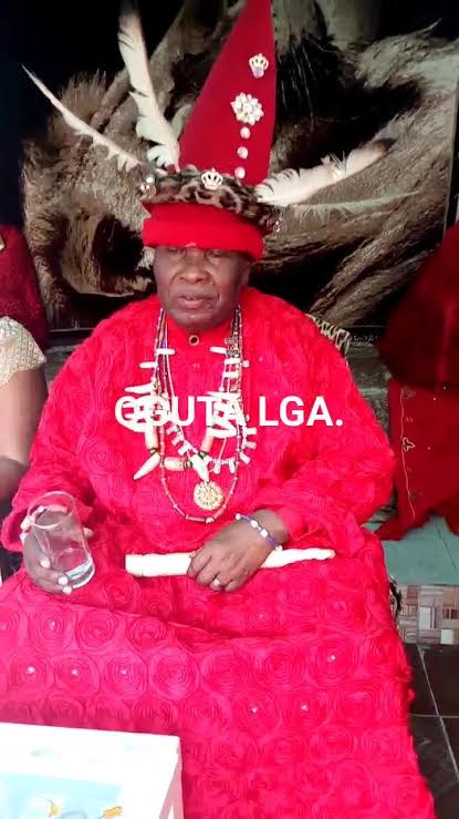 Igwe Eze Nnanni Nzeribe Eze Eyiche Paramount Ruler Of Oguta