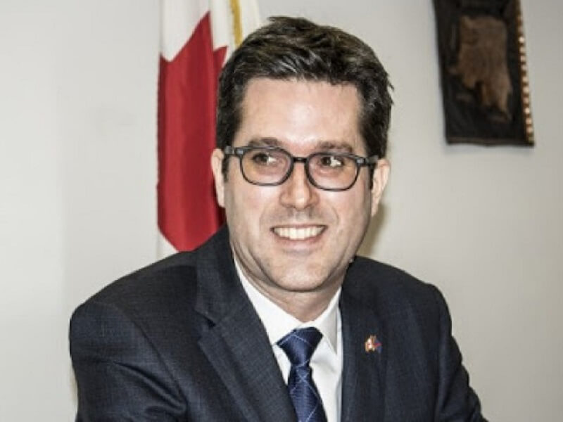 Mr Nicolas Simard