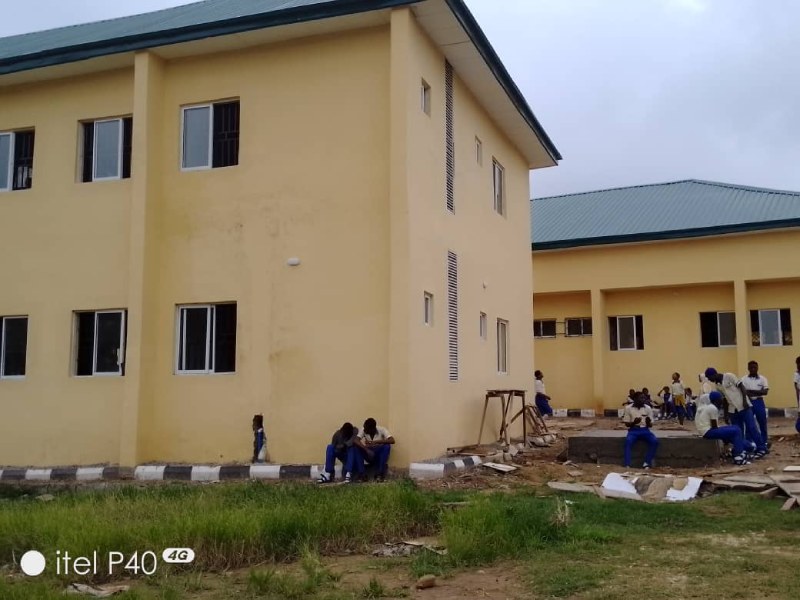 Picture of one of the rehabilitated classrooms 