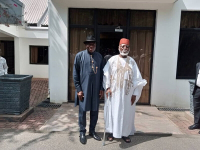 *  Former President, Goodluck Ebele Jonathan (Left) and former Military Head of State, Gen. Abdulsalami Abubakar (right) during Jonathan's visit to Abubakar in Minna on Thursday.
