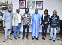 *  (L-R) Mr Sam Larry; Mr Femi Babafemi (NDLEA Spokesman); Singer Afeez Adeshina Fashola (aka Naira Marley); Brig-Gen. Mohammed Buba Marwa (NDLEA Chairman/CEO); Ms Dami Marshal and Mr Chuddy Naira (Naira Marley's sibling) during the visit.